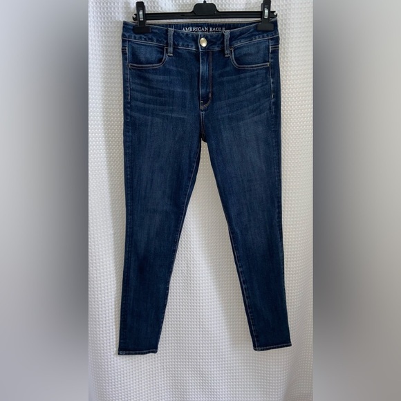 Women’s American Eagle dark blue wash hi-rise 360‎ super stretch Jegging size 8 - Picture 1 of 12